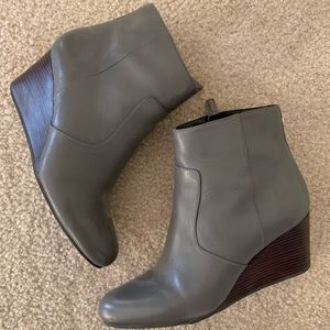 Dark gray booties, like new!